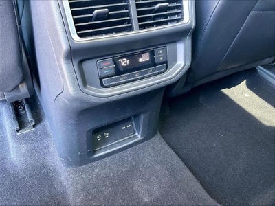 2024 Volkswagen Atlas 2.0T Peak Edition SE w/Technology 4MOTION