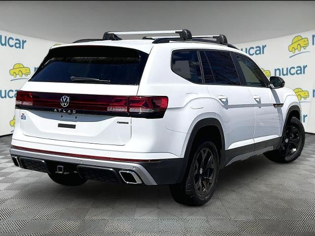 2024 Volkswagen Atlas 2.0T Peak Edition SE w/Technology 4MOTION
