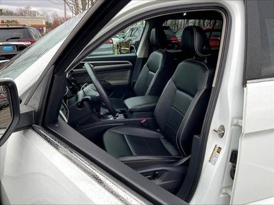 2023 Volkswagen Atlas 3.6L V6 SE w/Technology 4MOTION