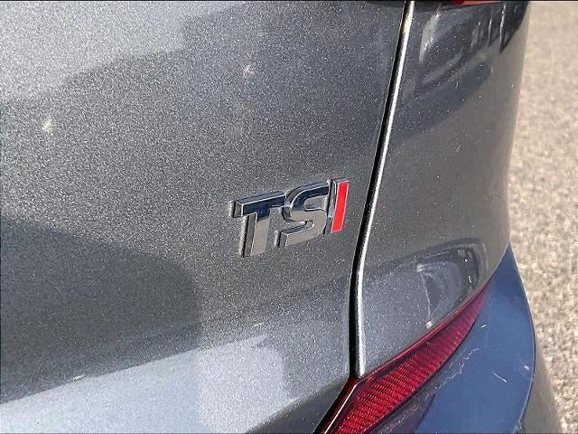 2017 Volkswagen Passat R-Line w/Comfort Pkg Auto