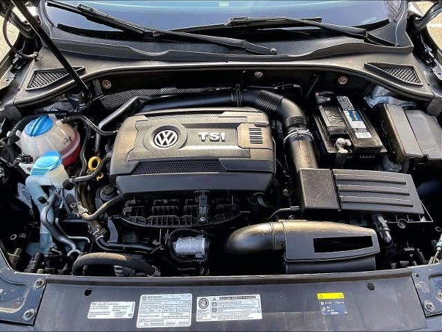 2017 Volkswagen Passat R-Line w/Comfort Pkg Auto