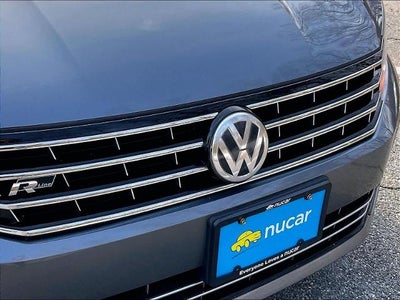 2017 Volkswagen Passat R-Line w/Comfort Pkg Auto