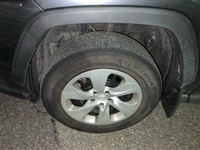 2021 Toyota RAV4 LE AWD (Natl)