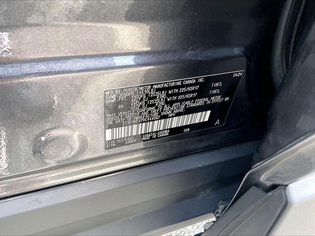 2024 Toyota RAV4 XLE