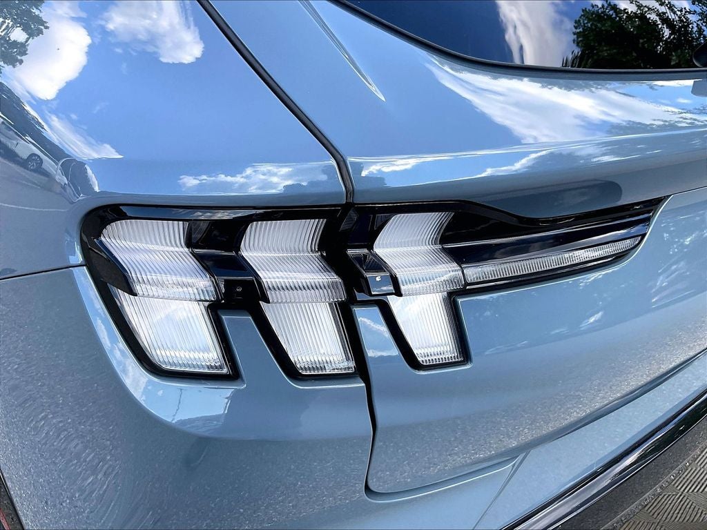 2023 Ford Mustang Mach-E California Route 1