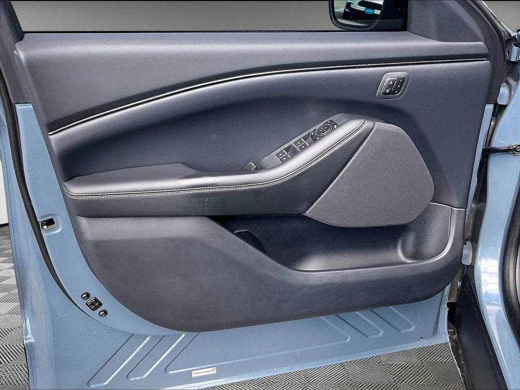 2023 Ford Mustang Mach-E California Route 1