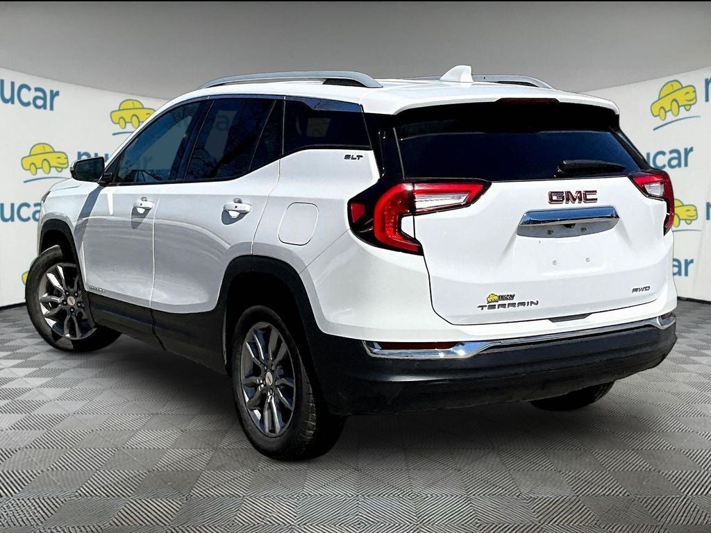 2024 GMC Terrain SLT