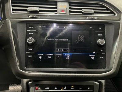 2024 Volkswagen Tiguan 2.0T SE 4MOTION