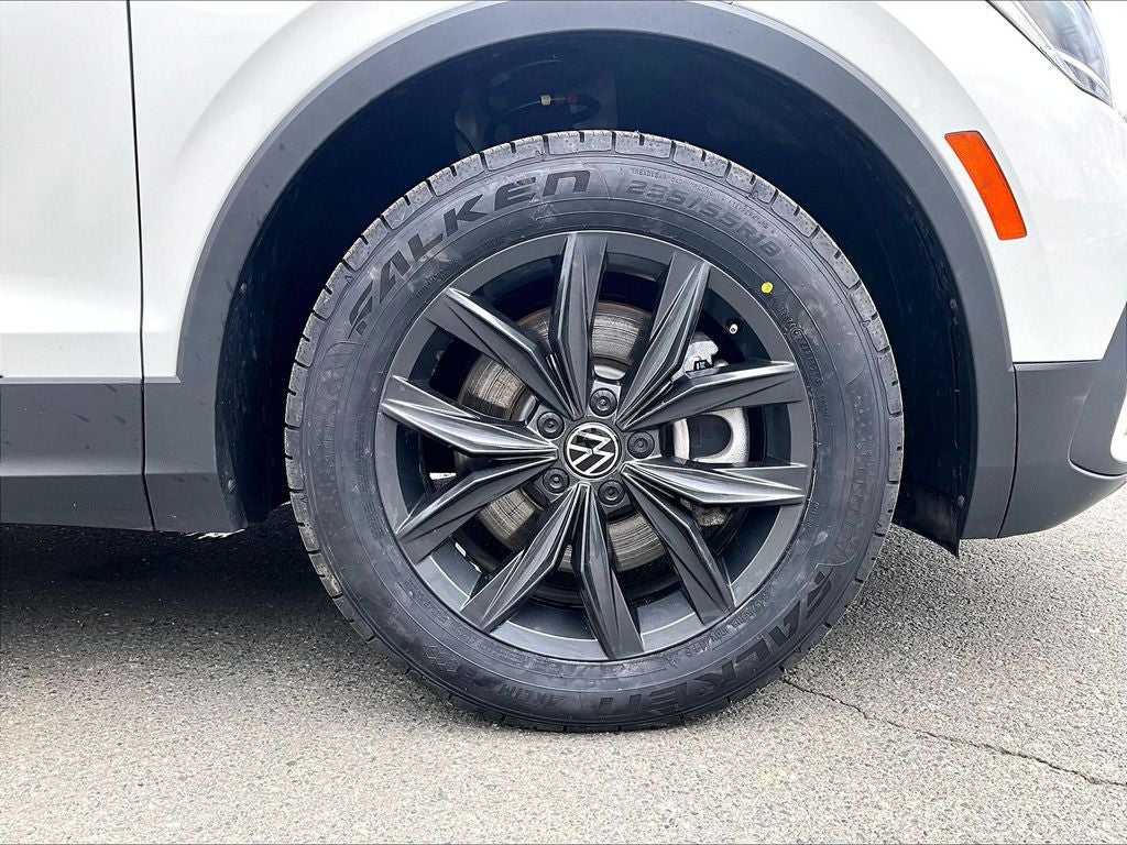 2024 Volkswagen Tiguan 2.0T SE