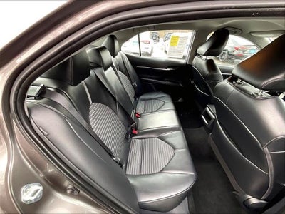 2024 Toyota Camry SE Auto (SE)