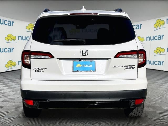 2022 Honda Pilot Black Edition AWD