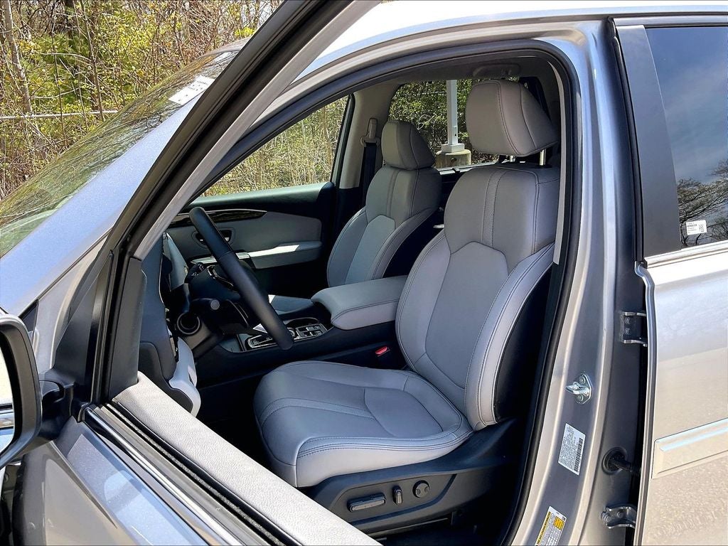 2024 Honda Pilot EX-L 8 Passenger