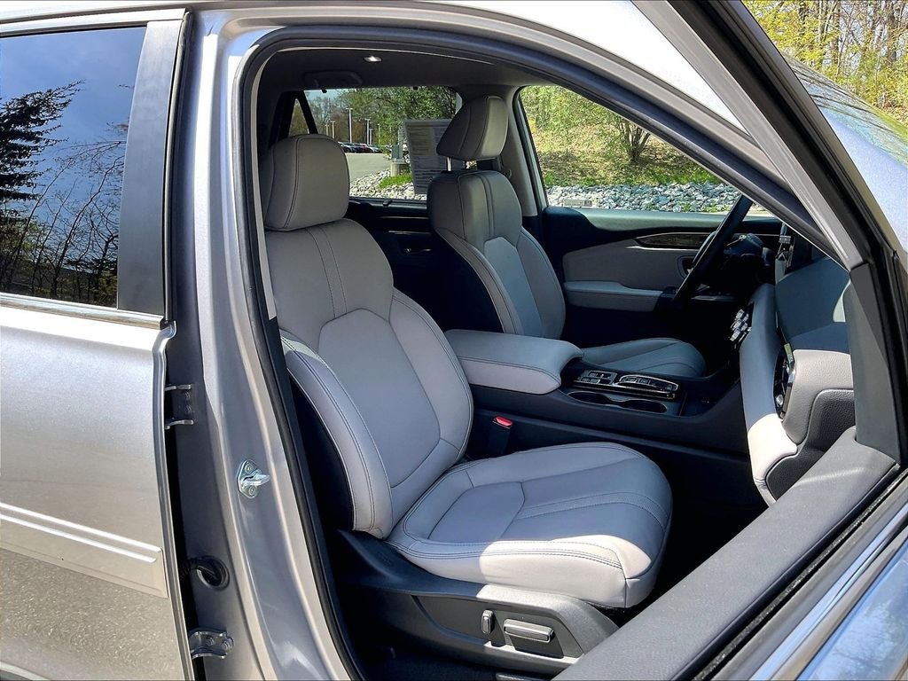 2024 Honda Pilot EX-L 8 Passenger