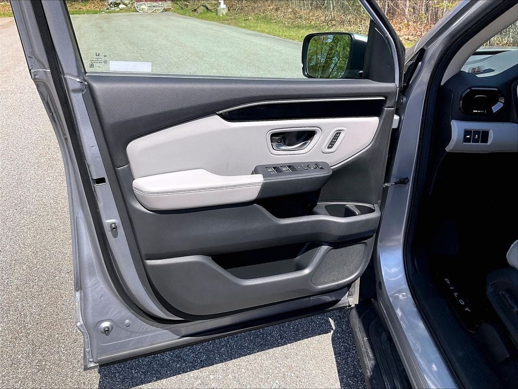 2024 Honda Pilot EX-L 8 Passenger