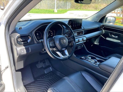 2025 Honda Pilot Touring