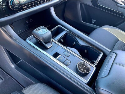 2023 Nissan Pathfinder SV