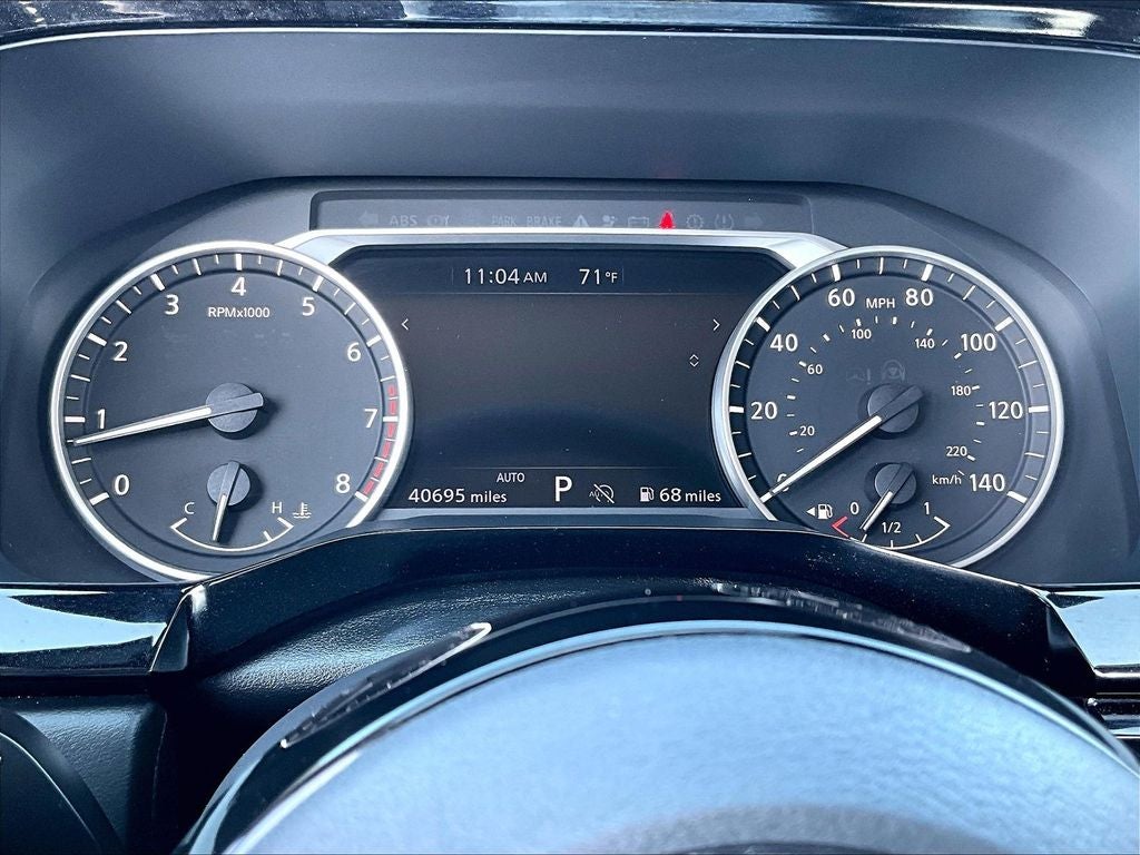2023 Nissan Pathfinder SV