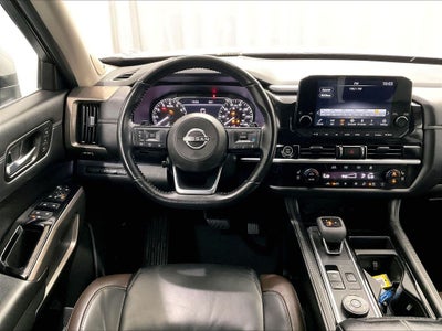 2023 Nissan Pathfinder Platinum
