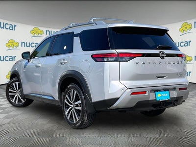 2023 Nissan Pathfinder Platinum