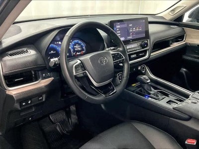 2025 Toyota Grand Highlander Limited FWD (Natl)