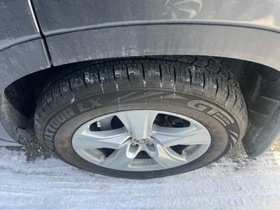 2021 Toyota Highlander LE AWD (SE)