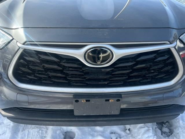 2021 Toyota Highlander LE AWD (SE)