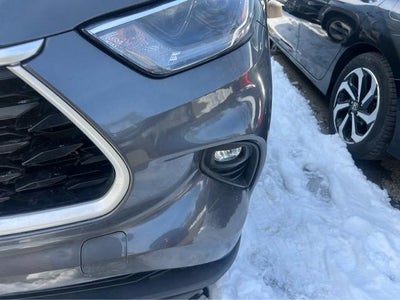 2021 Toyota Highlander LE AWD (SE)