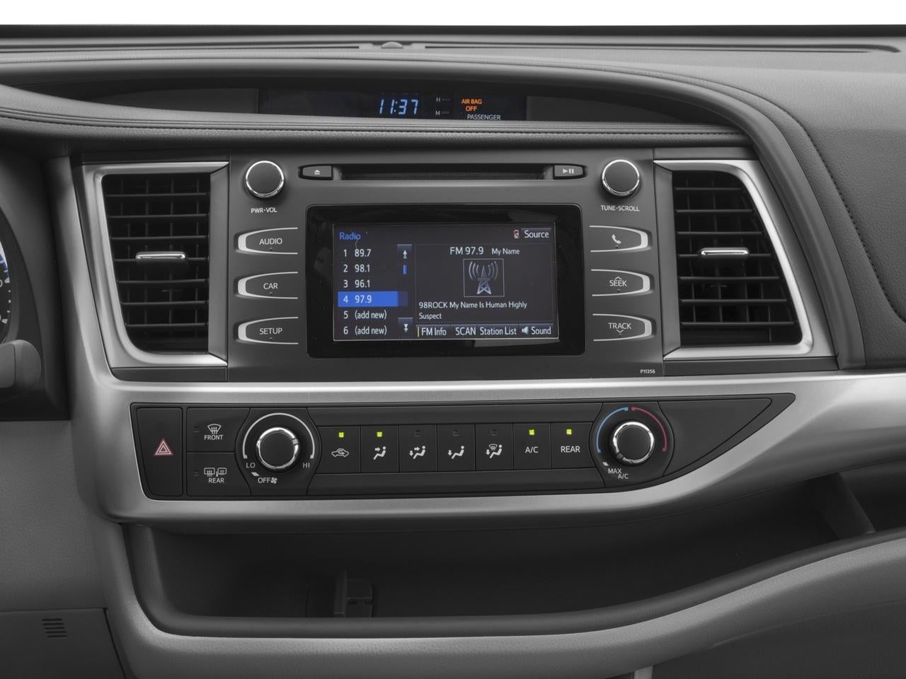 2017 Toyota Highlander LE Plus V6 AWD (SE)