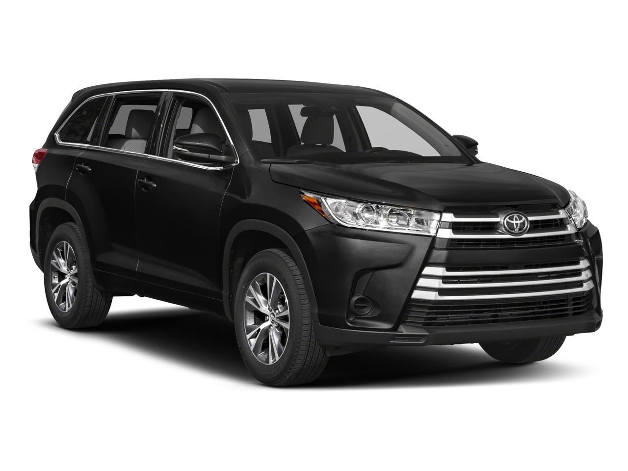 2017 Toyota Highlander LE Plus V6 AWD (SE)