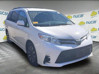 2018 Toyota Sienna LE 7 Passenger