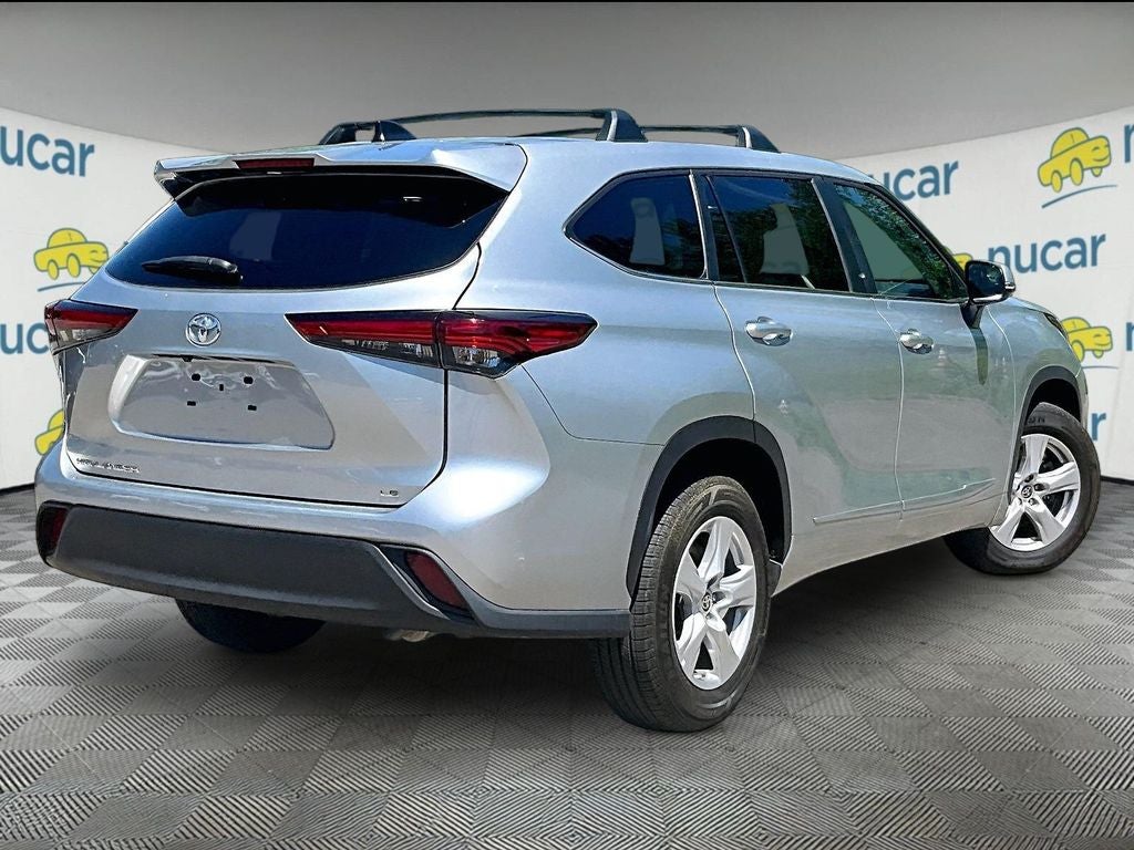 2023 Toyota Highlander LE