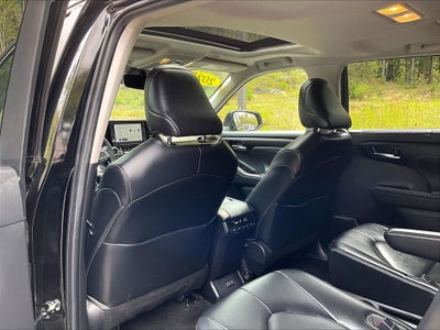 2023 Toyota Highlander XLE
