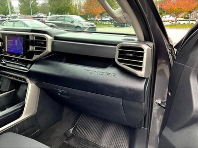 2022 Toyota Tundra 4WD 4WD SR5 CrewMax 5.5' Bed (SE)