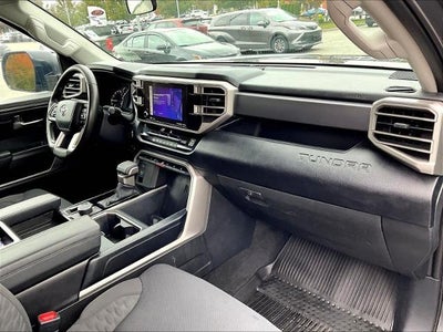 2022 Toyota Tundra 4WD 4WD SR5 CrewMax 5.5' Bed (SE)