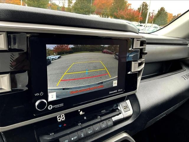 2022 Toyota Tundra 4WD 4WD SR5 CrewMax 5.5' Bed (SE)