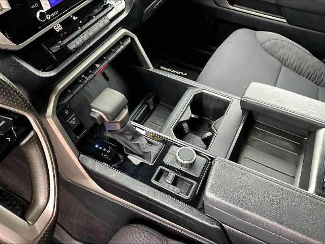 2022 Toyota Tundra 4WD 4WD SR5 CrewMax 5.5' Bed (SE)