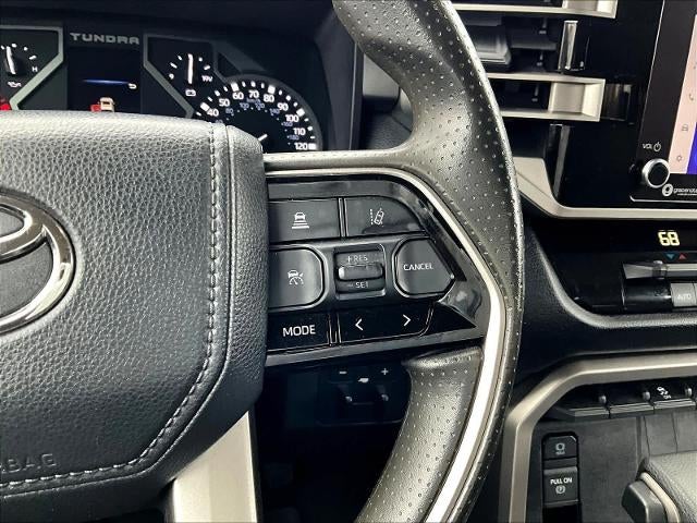 2022 Toyota Tundra 4WD 4WD SR5 CrewMax 5.5' Bed (SE)