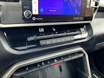 2022 Toyota Tundra 4WD 4WD SR5 CrewMax 5.5' Bed (SE)