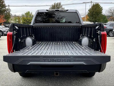 2022 Toyota Tundra 4WD 4WD SR5 CrewMax 5.5' Bed (SE)