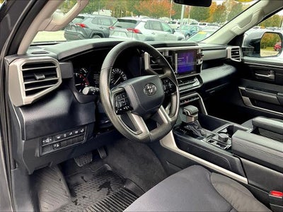 2022 Toyota Tundra 4WD 4WD SR5 CrewMax 5.5' Bed (SE)