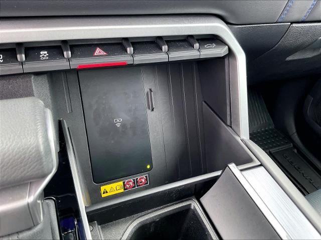 2025 Toyota Tundra 4WD 4WD Platinum CrewMax 5.5' Bed (Natl)