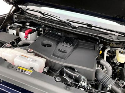 2025 Toyota Tundra 4WD 4WD Platinum CrewMax 5.5' Bed (Natl)