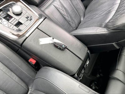 2024 BMW X7 xDrive40i Sports Activity Vehicle