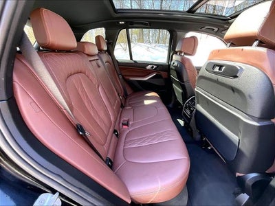 2025 BMW X5 xDrive50e Plug-In Hybrid