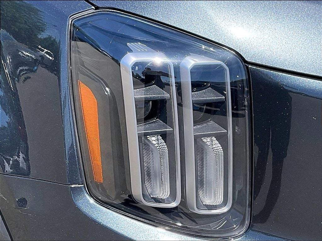 2023 Kia Telluride LX