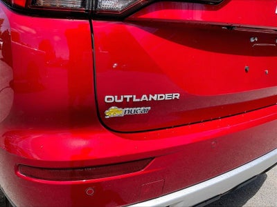 2024 Mitsubishi Outlander SE