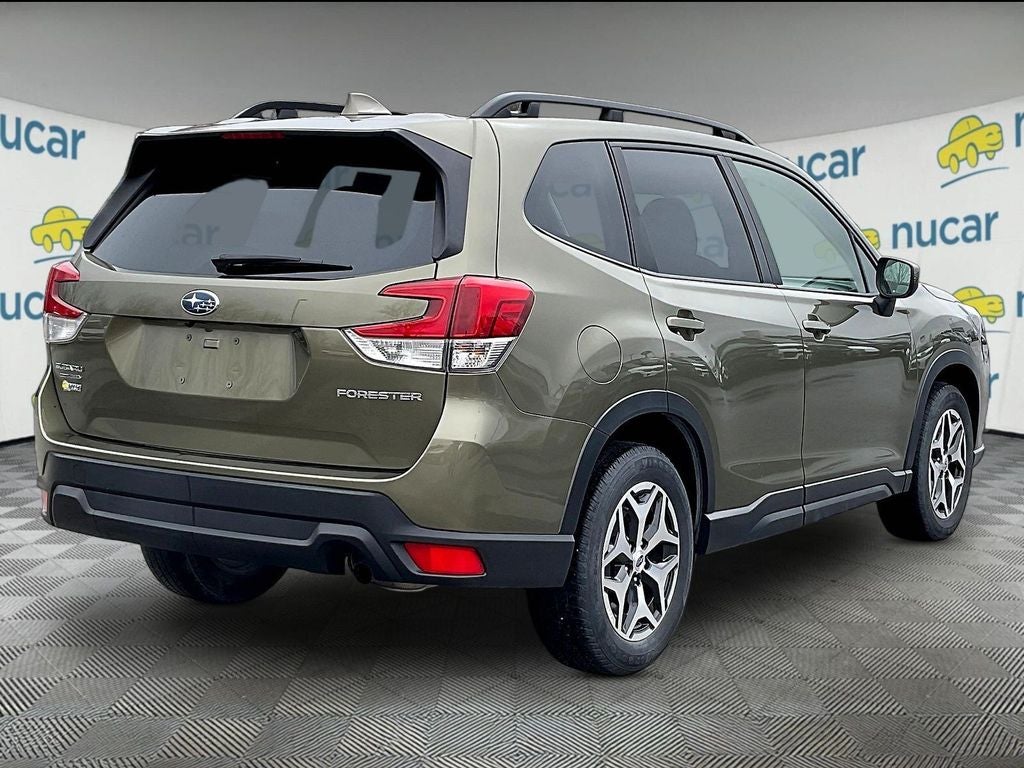 2023 Subaru Forester Premium