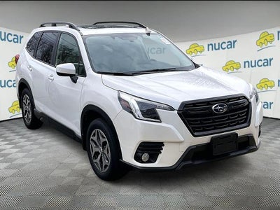2023 Subaru Forester Premium CVT