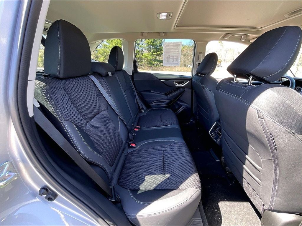 2023 Subaru Forester Premium CVT
