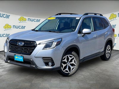 2023 Subaru Forester Premium CVT